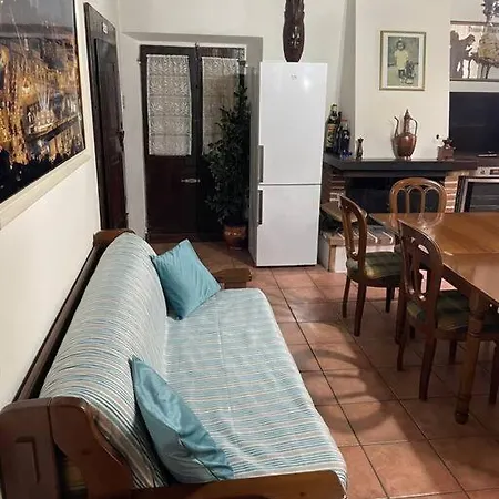 Casa Galloni Casa Indipendente A 100 M Dal